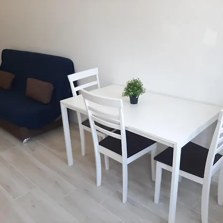 Velarde Center Apartment Malaga