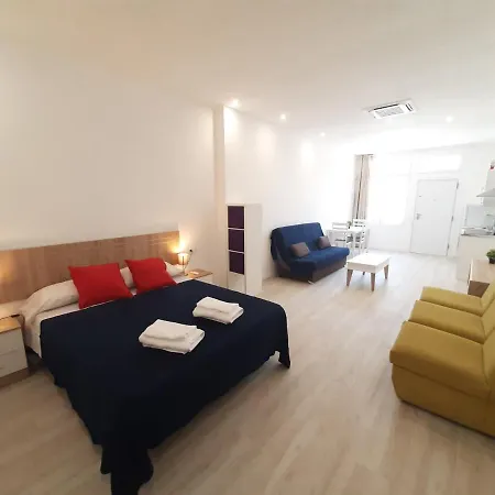 Апартаменты Velarde Center *